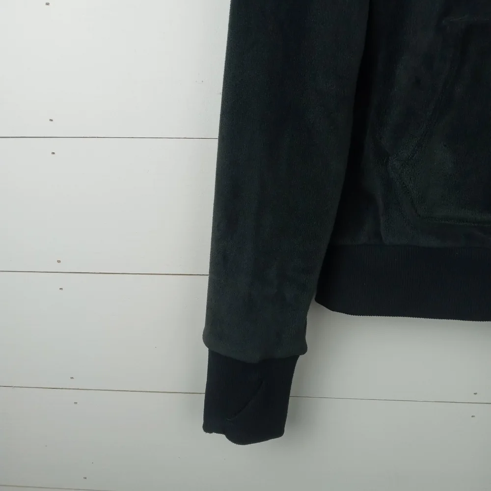 All in Motion girls 7-8 dark gray velour hooded cropped sweatshirt front pocket
